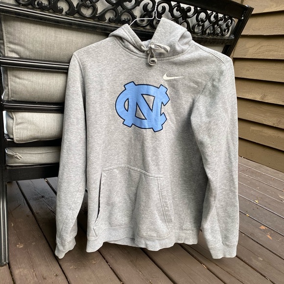 grey unc hoodie